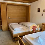 公寓式酒店 Appartementhaus Birkenwald 蒂罗尔-泽费尔德
